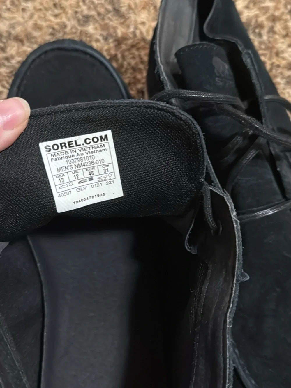 Sorel Men’s Black Suede Chukka Boots